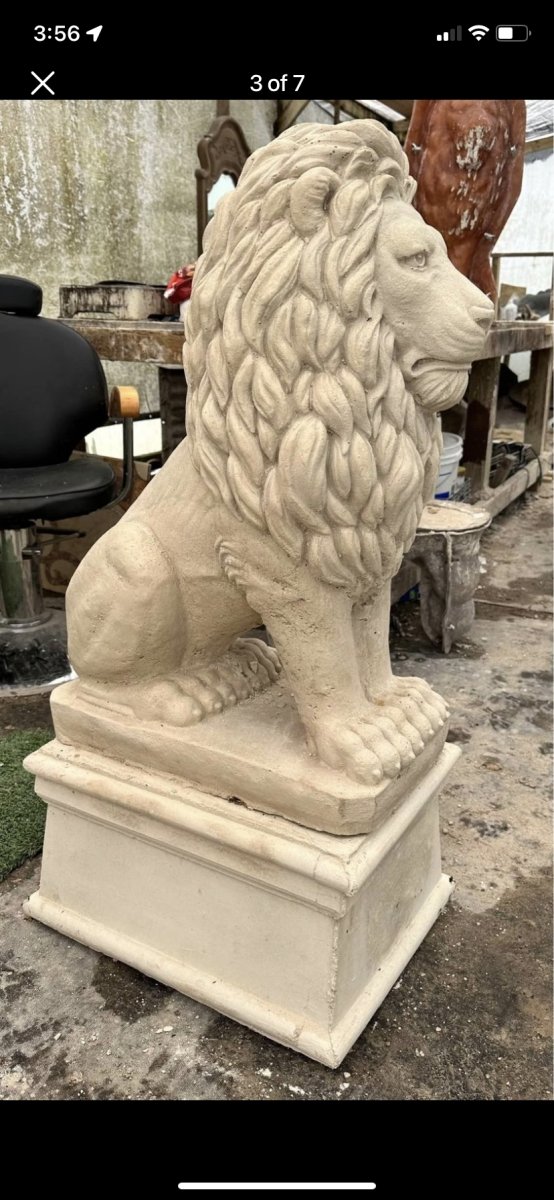 Lions Statue