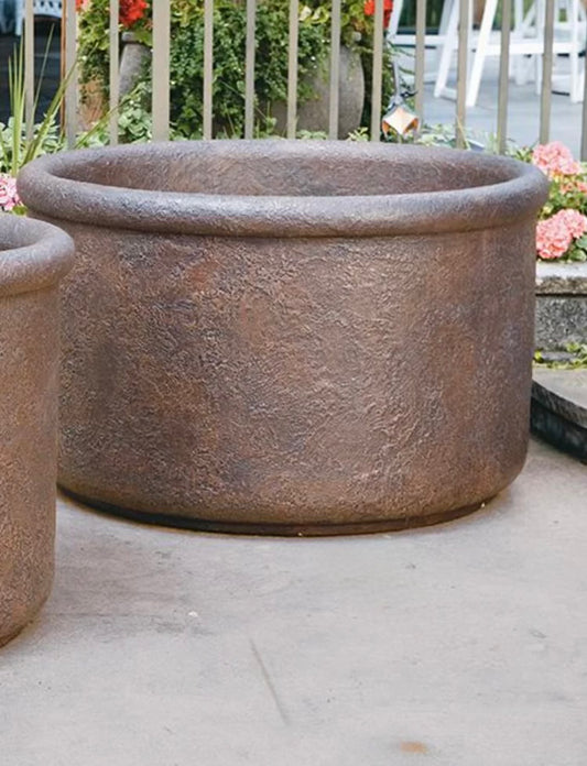 30" X 48" Urban Round Planter