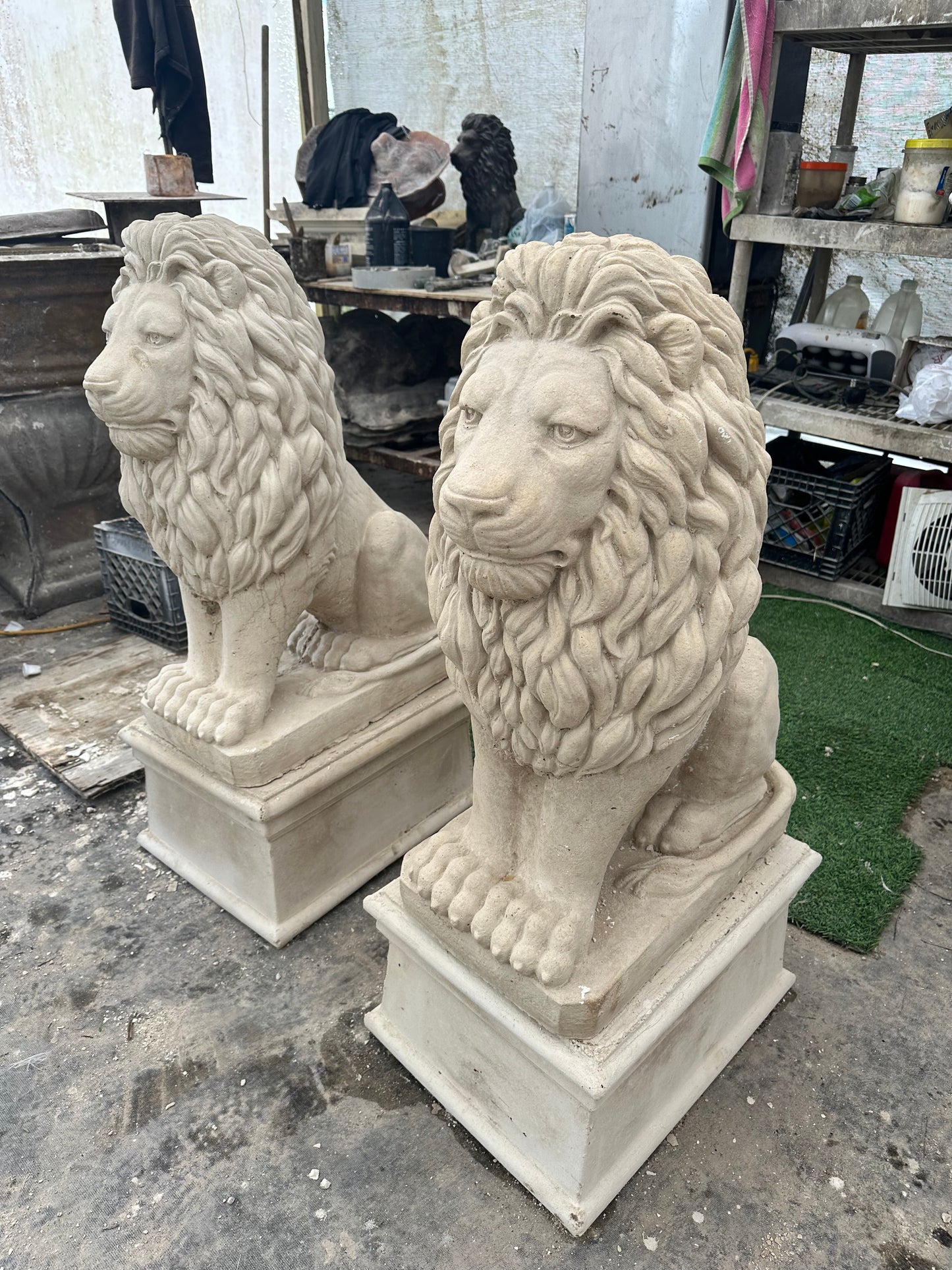 30” Medium Sitting Lion Statue