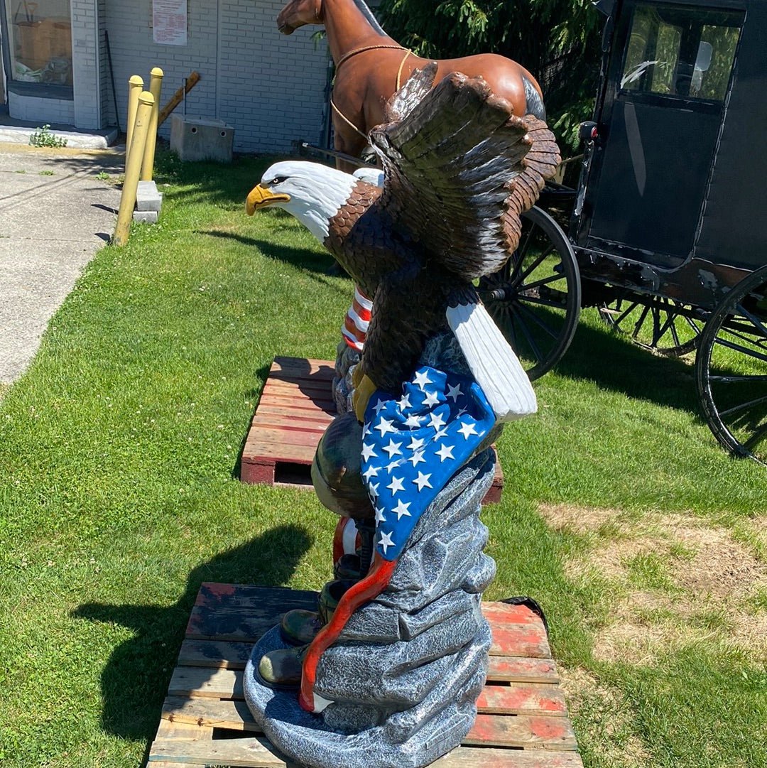Large patriotic bald eagle garden statue — concrete outdoor estate sculpture 60 inches tall