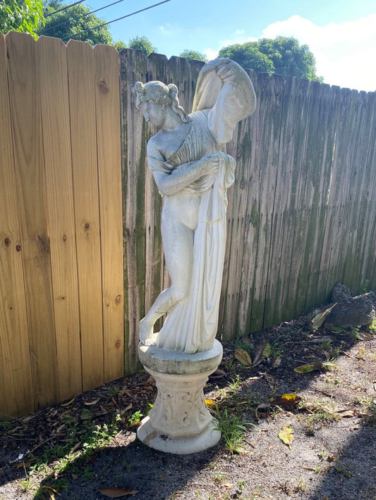 Callipygian Venus Statue - CBSD