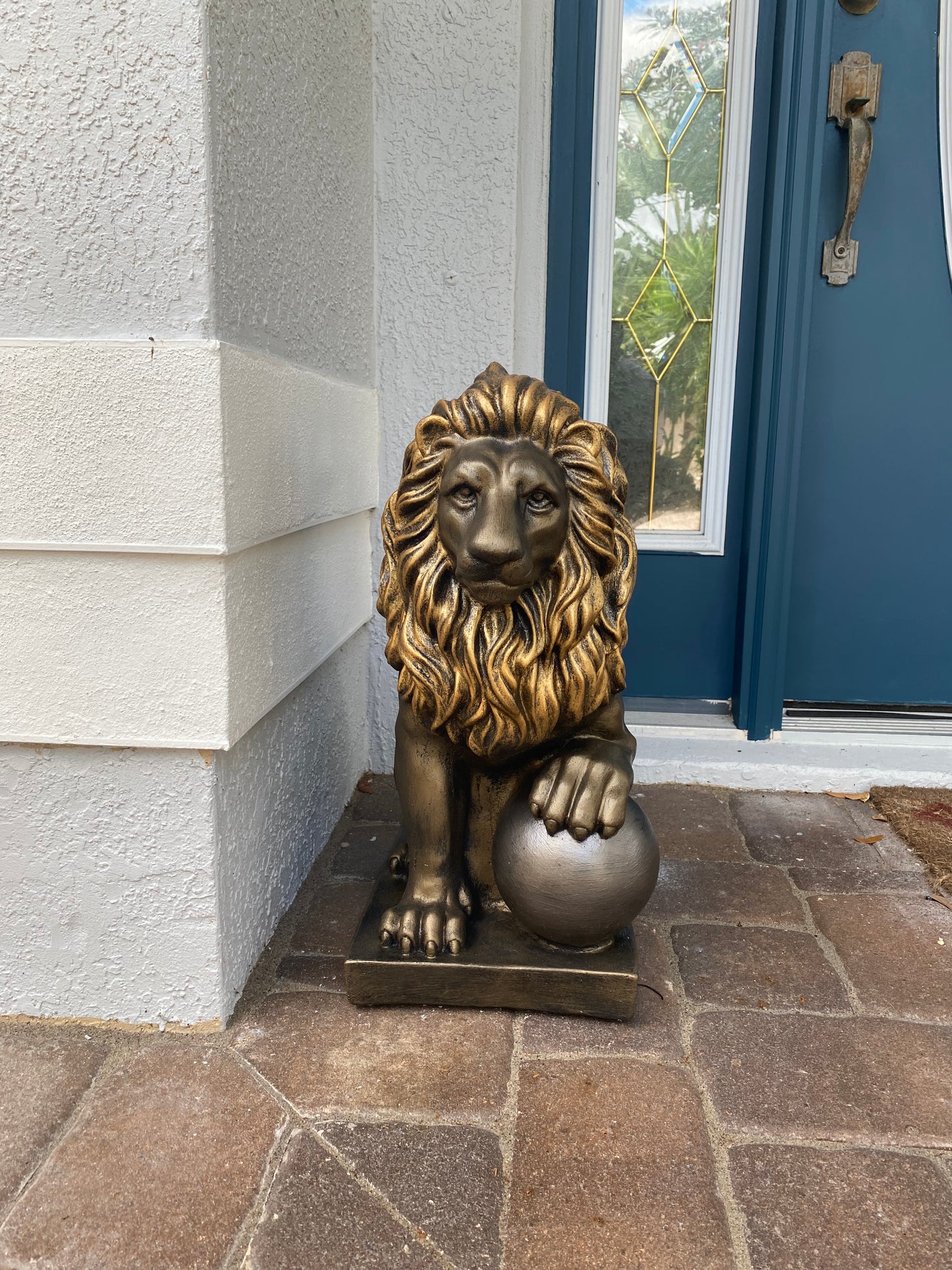 Lion with Ball Statue - CONCRETE GARDEN DECORATION – CBSD