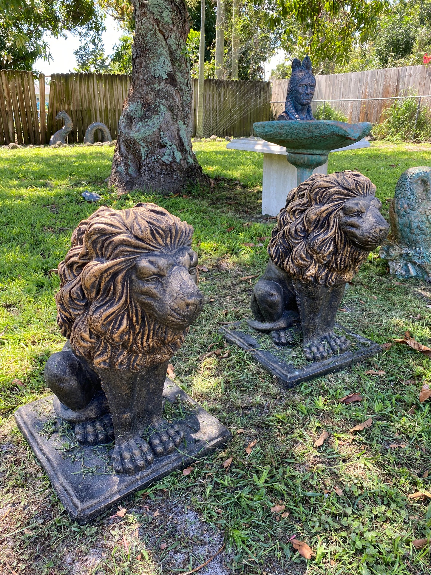 Sitting Lion Statue