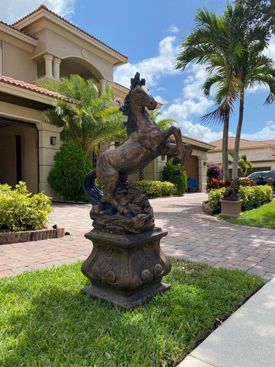 Large Horse Statue & Base - CBSD