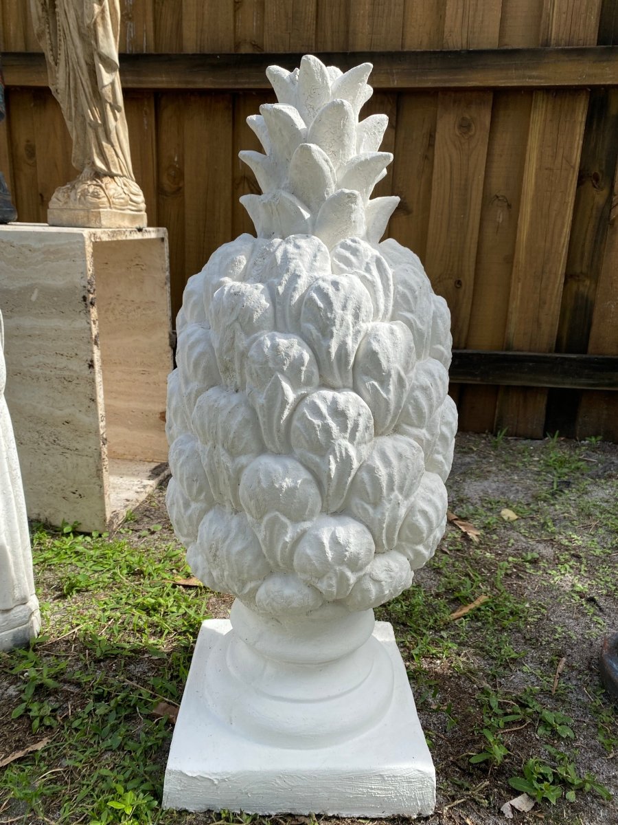 Pineapple Statue - CBSD