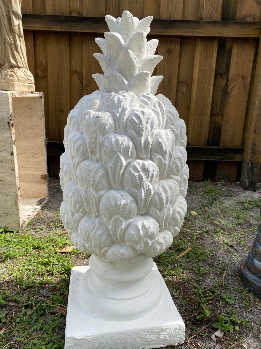 Pineapple Statue - CBSD