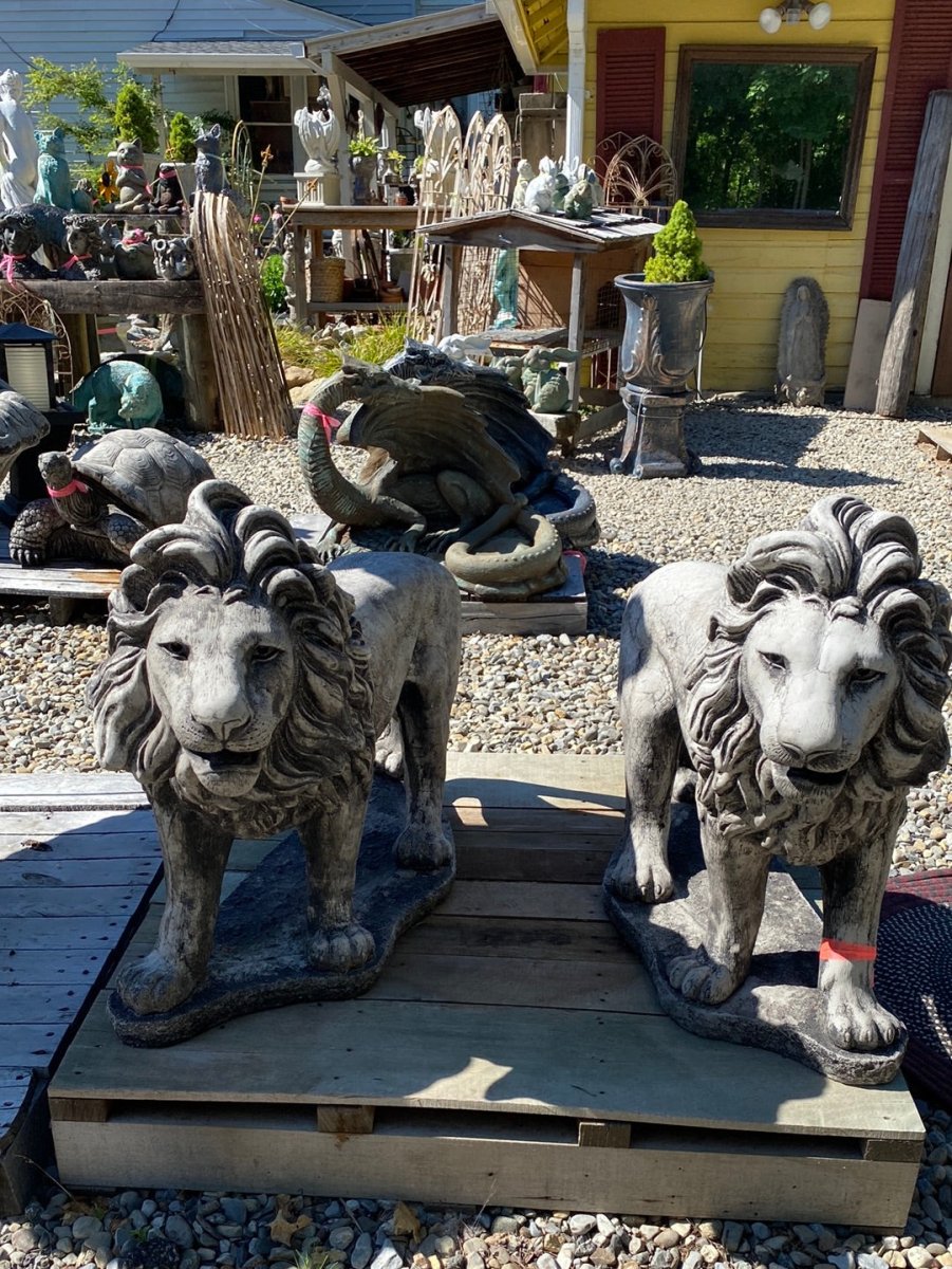 Walking Lion Statues - CBSD