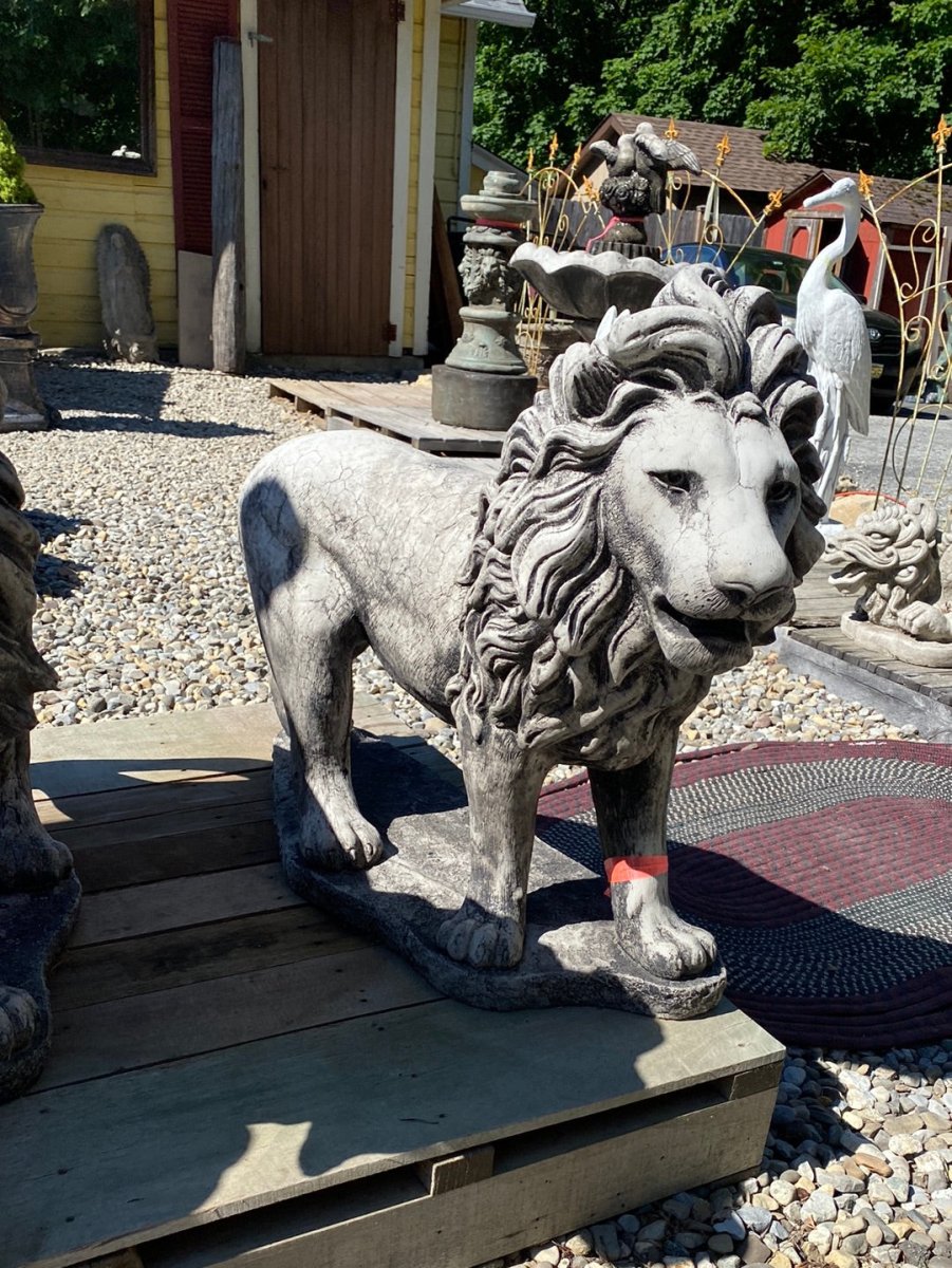 Walking Lion Statues - CBSD